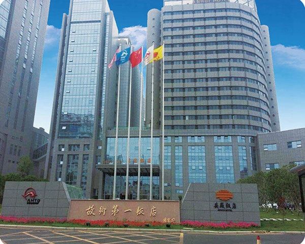 专业酒店装修设计活动隔断的安装技巧 专业酒店装修设计活动隔断的安装技巧